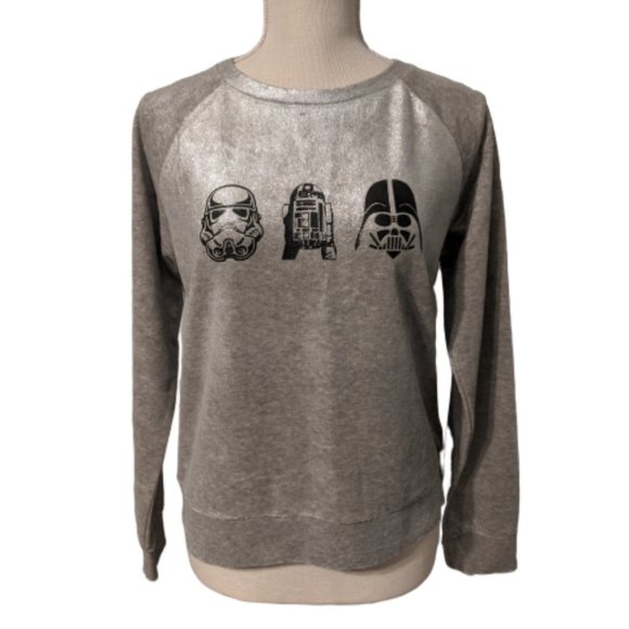 Forever 21 Tops - Forever 21 Star Wars Metallic Sweatshirt